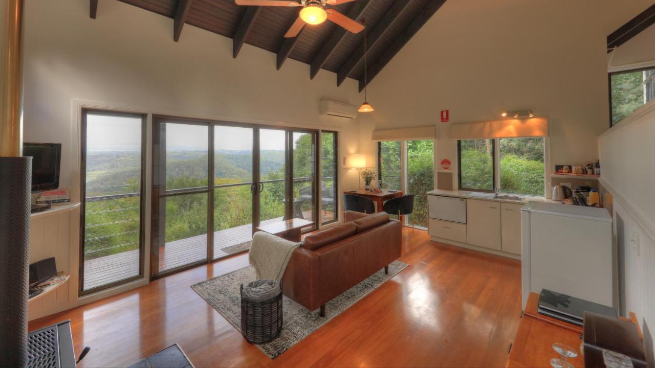 Montville Misty View Cottages Екстериор снимка